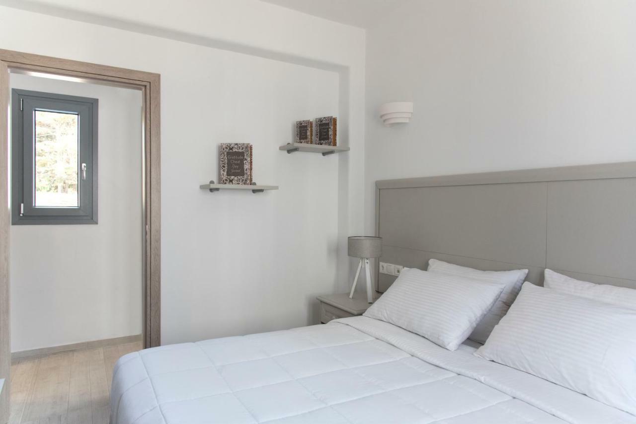 Paros Elitas Villas ภายนอก รูปภาพ