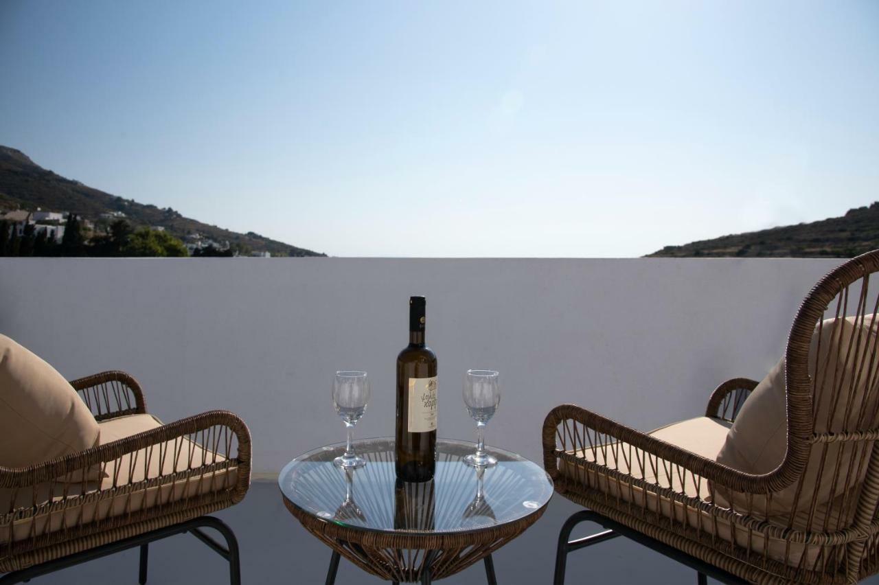 Paros Elitas Villas ภายนอก รูปภาพ