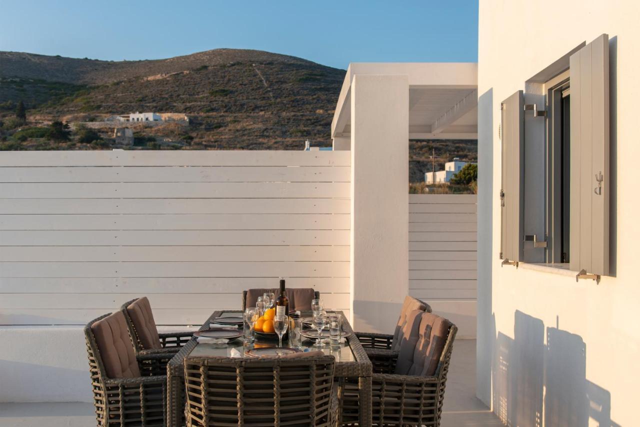 Paros Elitas Villas ภายนอก รูปภาพ